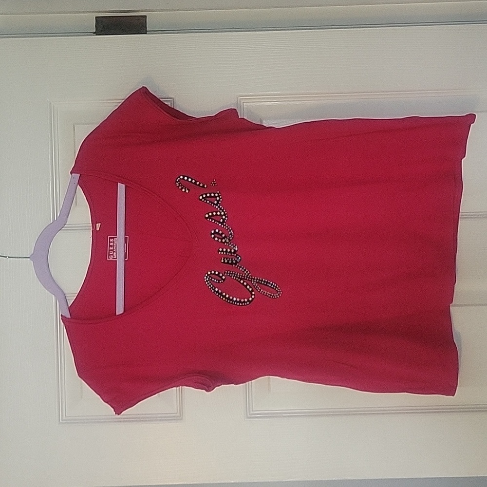 Like new Guess t shirt